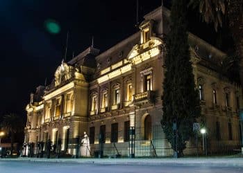 Casa de Gobierno de San Salvador de Jujuy de noche, foto: Hernan Paganini