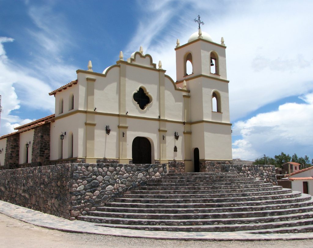 Iglesia de Angastaco, Salta - wikicommons