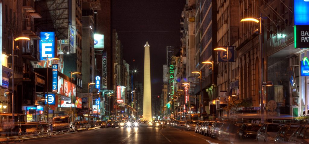 Avenida Corrientes en Buenos Aires