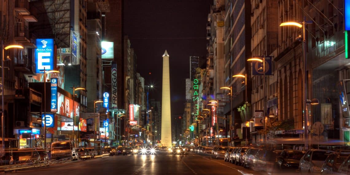 Avenida Corrientes en Buenos Aires