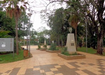 Plaza San Martín de Puerto Iguazú, Misiones