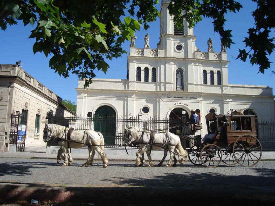 Parroquia San Antonio de Padua, San Antonio de Areco - areco-turismo-1