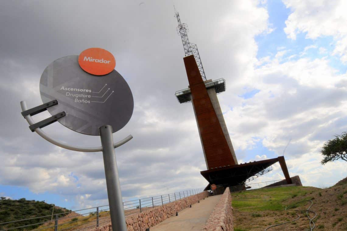 Hito del Bicentenario, San Luis