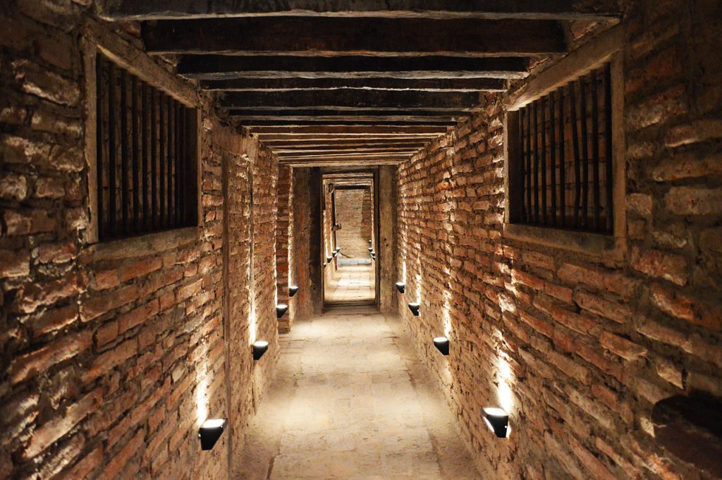 Túnel Subterráneo del Museo Histórico - CCB- Santiago del Estero