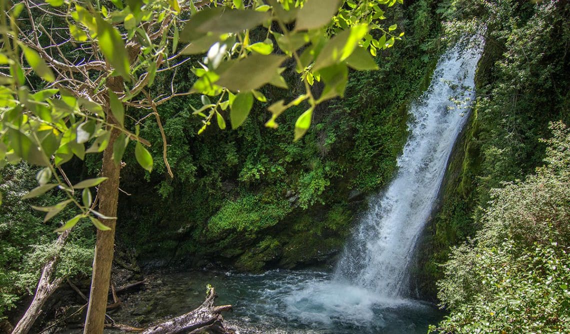 Catarata del Arroyo Corbata - El Hoyo, Chubut - Dir Turismo El Hoyo