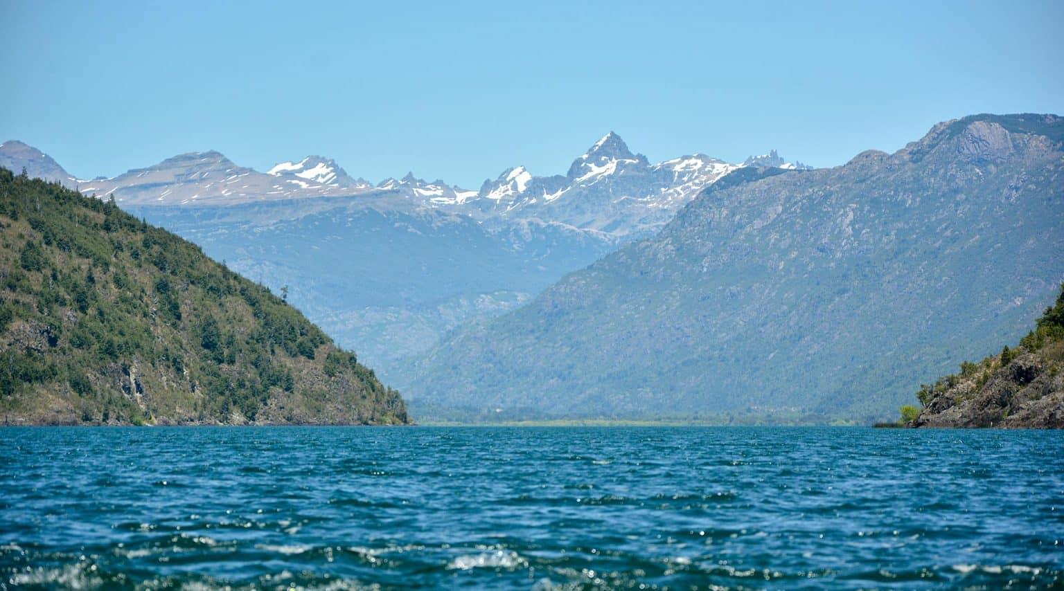 El Desemboque del río Epuyén, El Hoyo Tripin Argentina