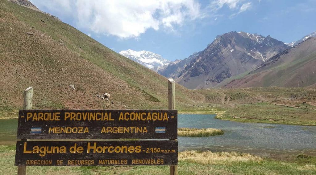 Laguna de Horcones -Parque Provincial Aconcagua - Mendoza