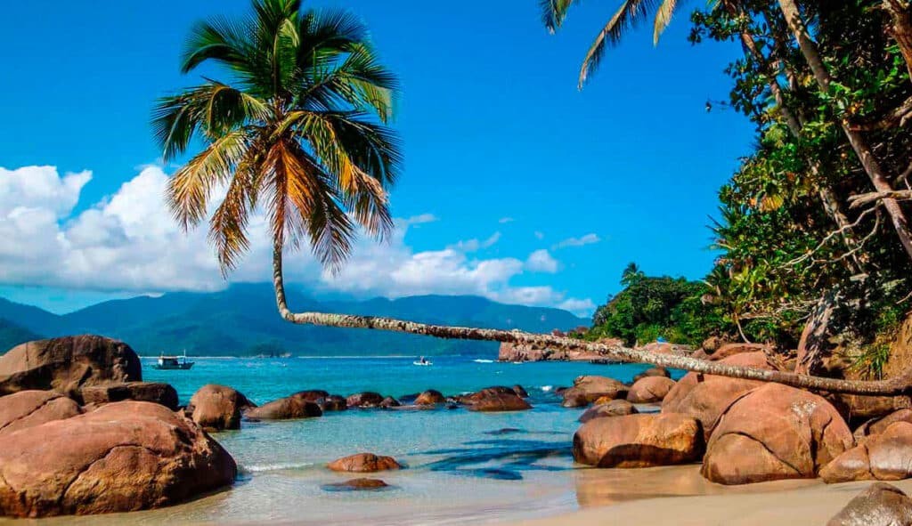Ilha Grande, mejores playas de Brasil - ph Surfing the planet