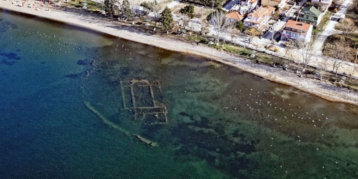 La basílica de San Neophytos, un tesoro en el fondo del Lago Iznik